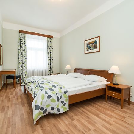Hotel Orion Прага Екстер'єр фото