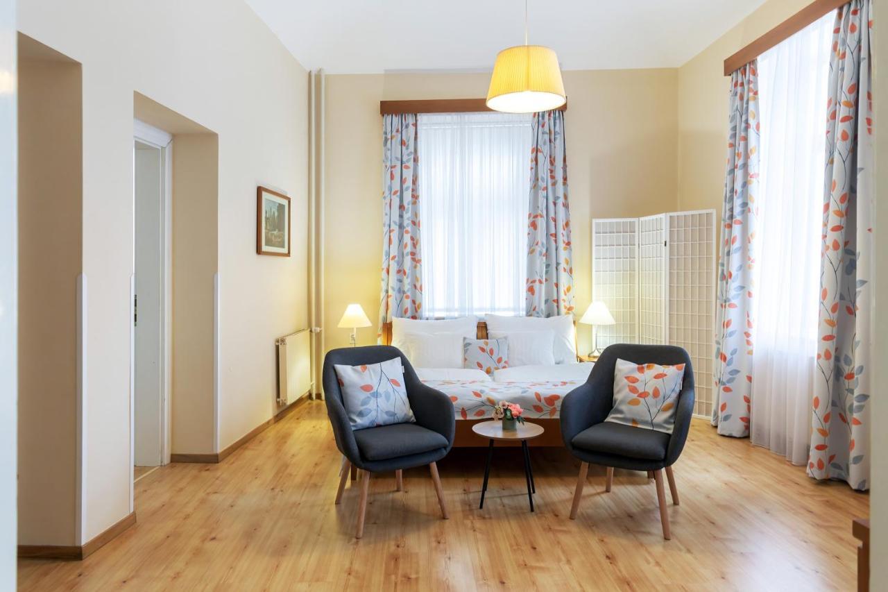 Hotel Orion Прага Екстер'єр фото