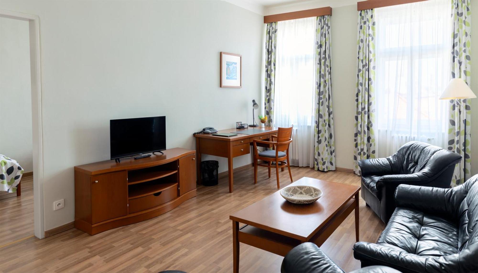 Hotel Orion Прага Екстер'єр фото